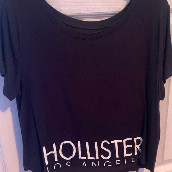 Hollister t-shirt - Picture 1 of 2